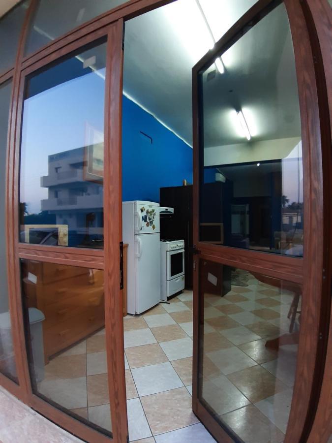 Studio Blu Xylophaghou Luaran gambar
