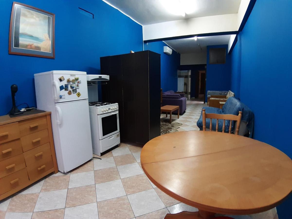 Studio Blu Xylophaghou Luaran gambar