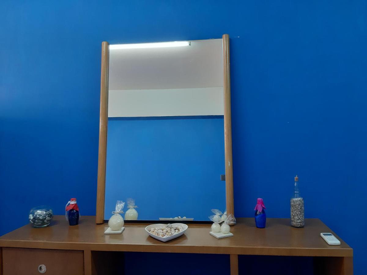 Studio Blu Xylophaghou Luaran gambar