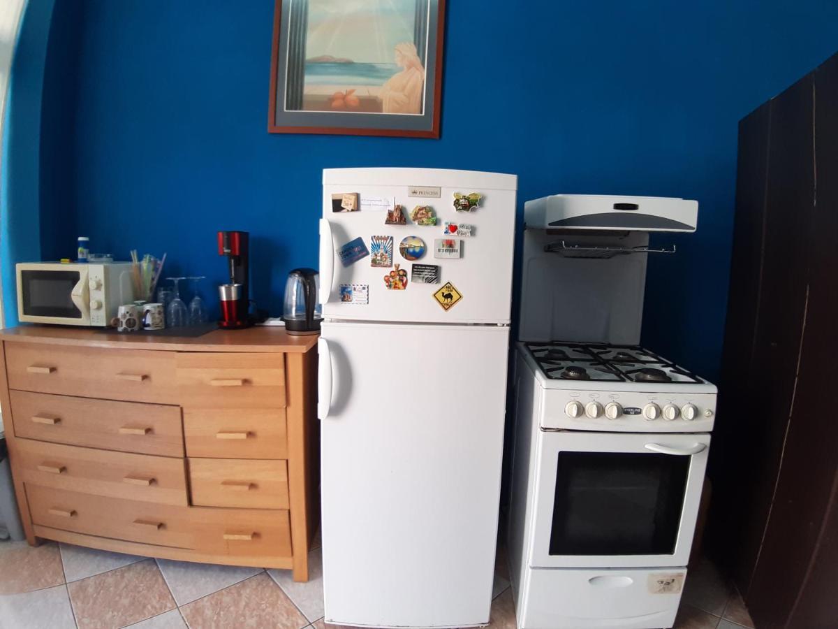 Studio Blu Xylophaghou Luaran gambar